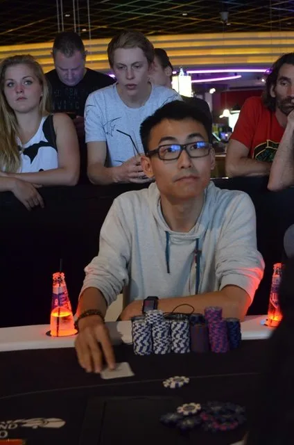 Zhe Li | 2016/07 - Utrecht Poker Series - €700 NLHE Main Event 